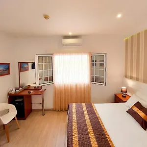 Guest house Formosa Al-estabelecimento De Hospedagem,quartos-rooms, Monte Gordo